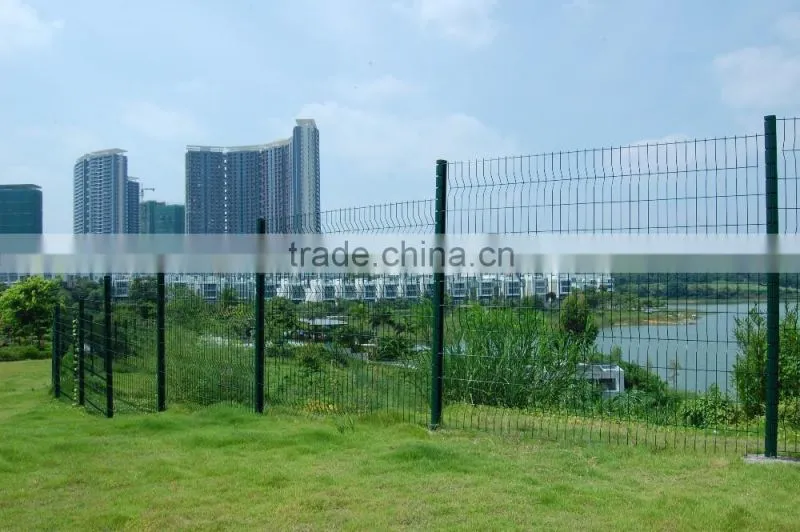 Galvanized low carbon steel boundary wall wire mesh fence