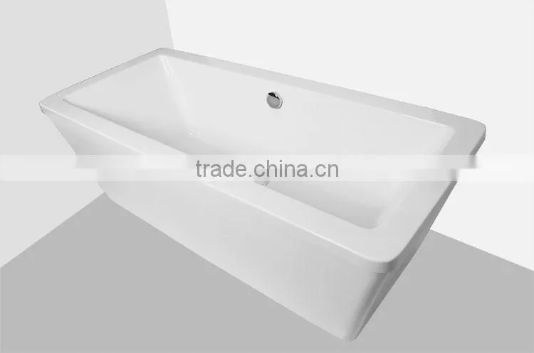 Acrylic Freestanding Bath