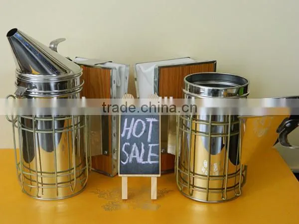 Smoker tool with Protect Fence for Beekeeping