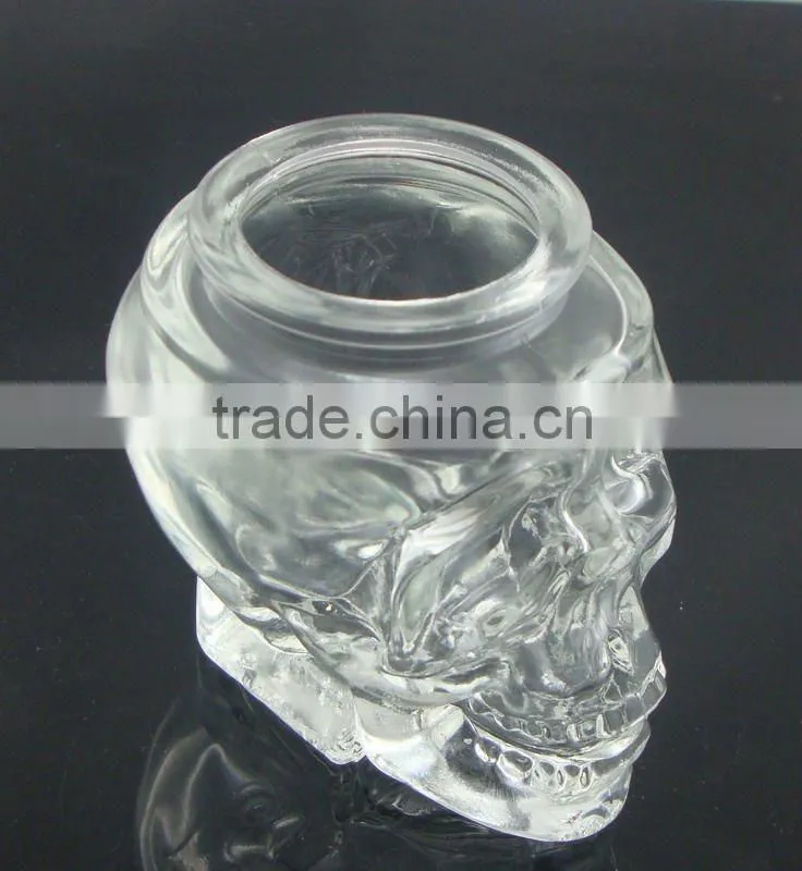 Glass Material and Nail Polish Oil Use nail polish bottle