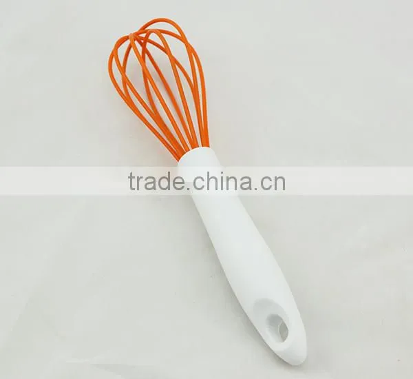 Cute carrot handle egg roll maker