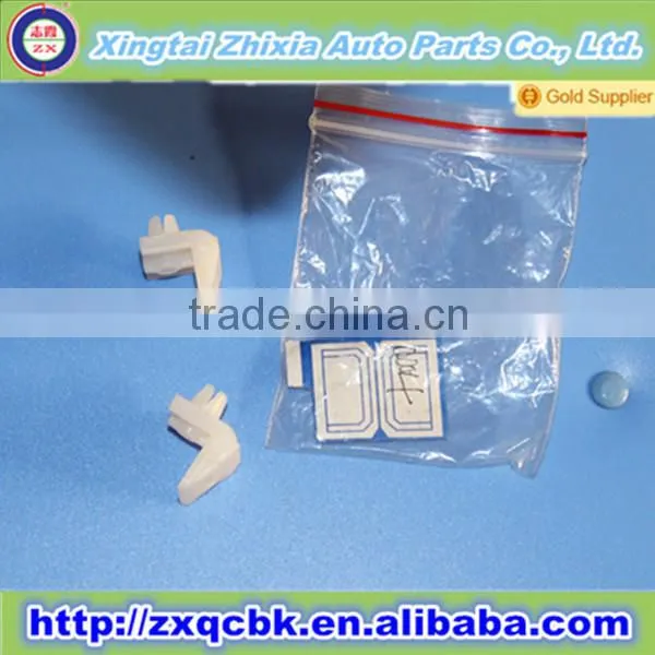 2015 Favorable price !! plastic clip manufacturer china/bumper clips/car floor mat fasteners