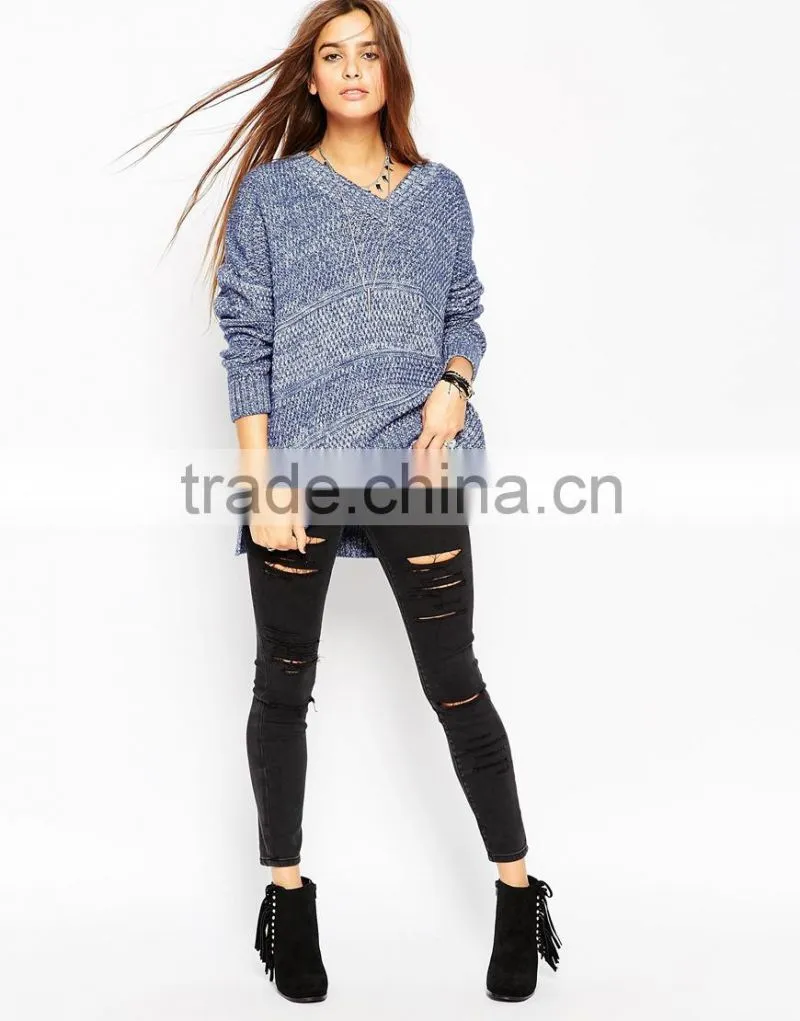 ladies blue knit sweater knitting pattern free V neck chunky tunic thin sweater