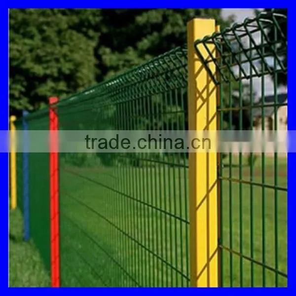 3m wide roll top fence with 60*60 post