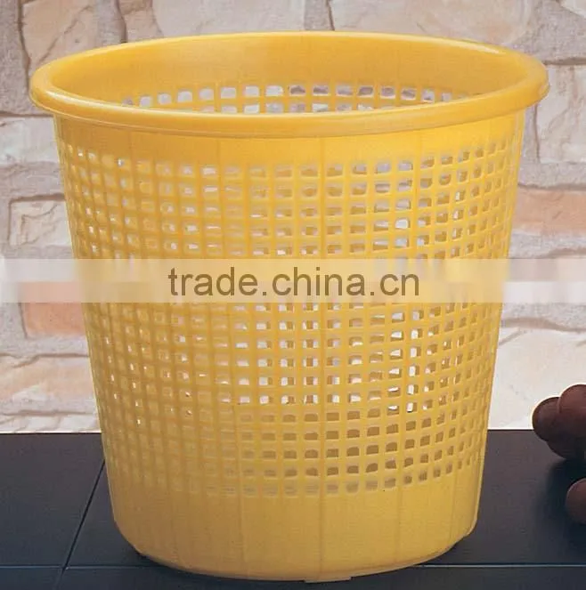 Durable Plastic Dustbin, Plastic Waste Basket