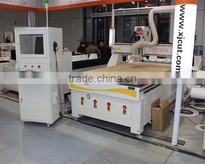 Disc type automatic tool changer machining center Italy HSD 9.0KW air-cooled spindle CNC Router