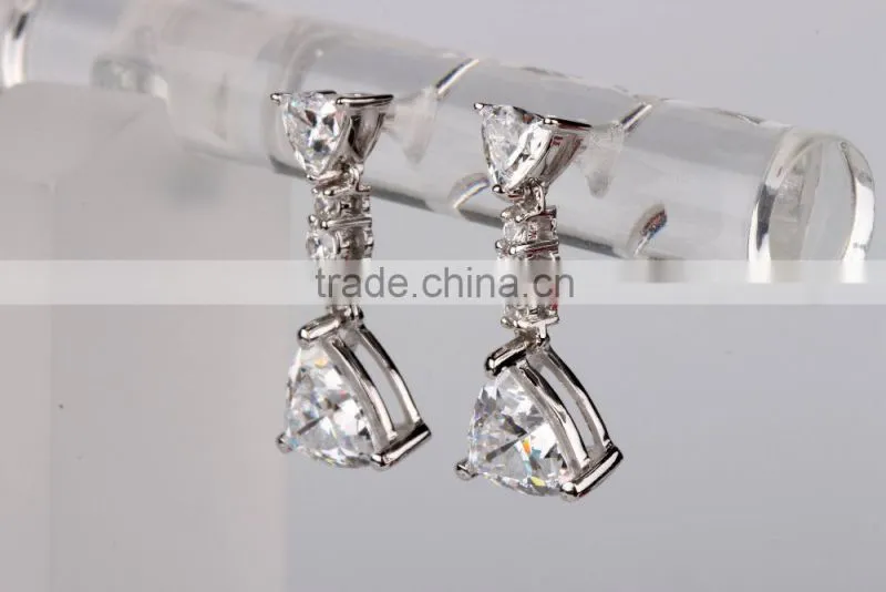 Dignity silver earring design diamond drop shape earring 2015