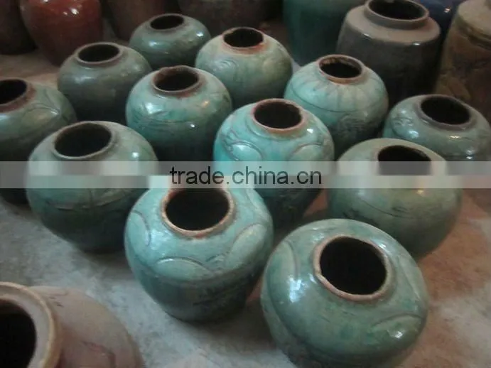 Chinese antique green ceramic storage jar