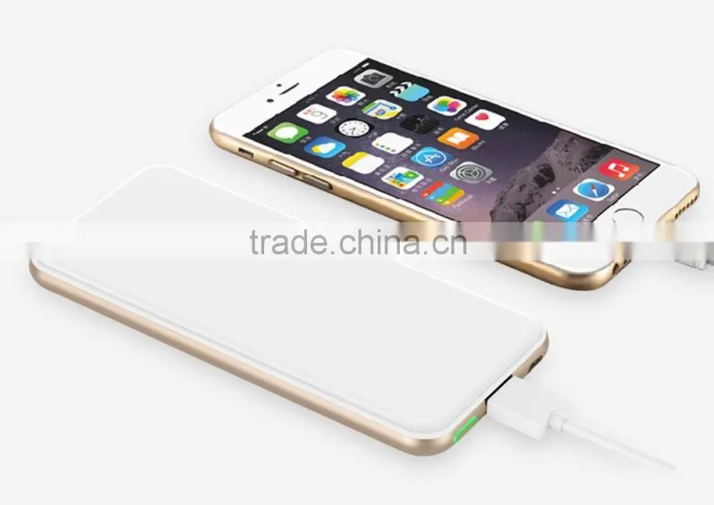 AWC840 Newly 5000mah usb mobile phone charger 2.5 D glass and titanium alloy 5v 2a charger fast usb charger for Iphone 6
