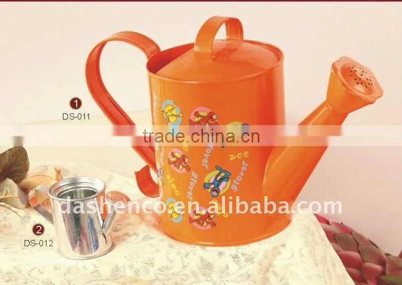 metal watering pot for gardening