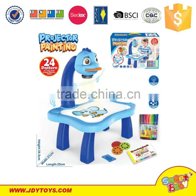 2016 Intelligent toys projection painting machine projector desk robot