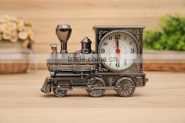 High Quality Train shape crystal small table clocks