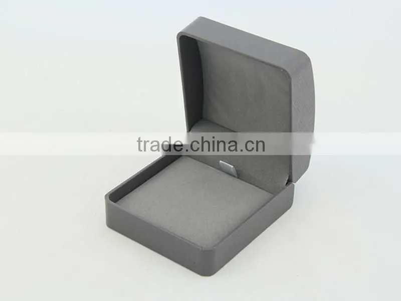 New arriva China factory wholesale custom logo necklace pendant jewelry box