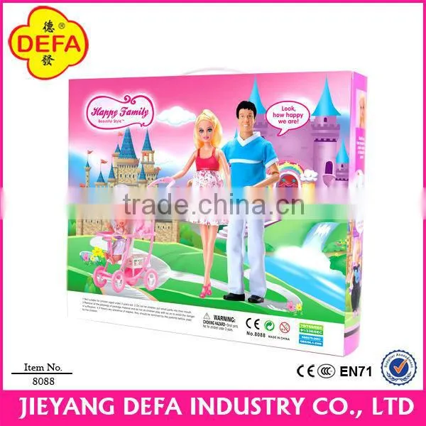 Defa Lucy family style father, pregnancy mother and child outside together
