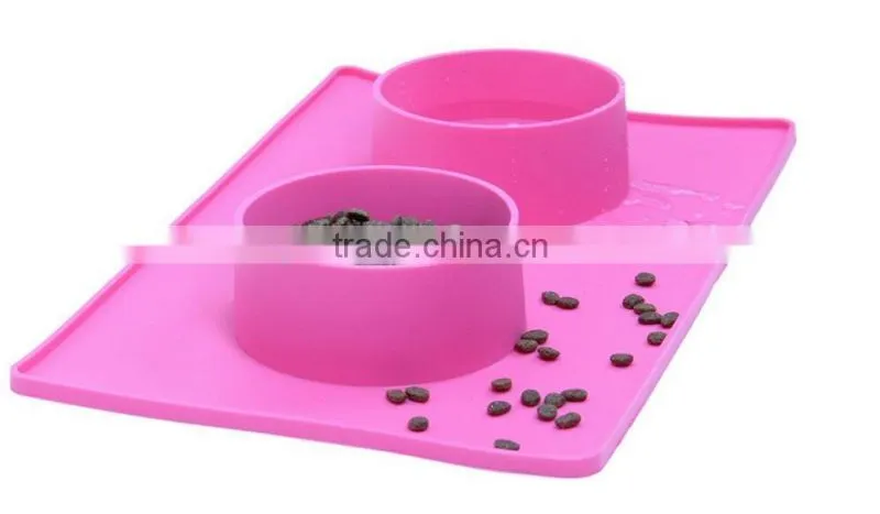 Silicone No Slip Large Dog Water Bowl Mat