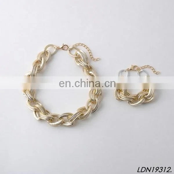 Chunky Link Chain Necklace