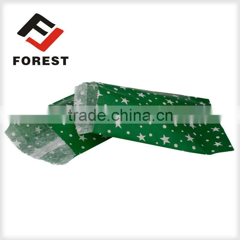 Green grocery paper bags retail