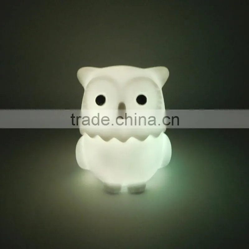 Small Size New Design Vynil Owl Anime Figure Led Light Toys