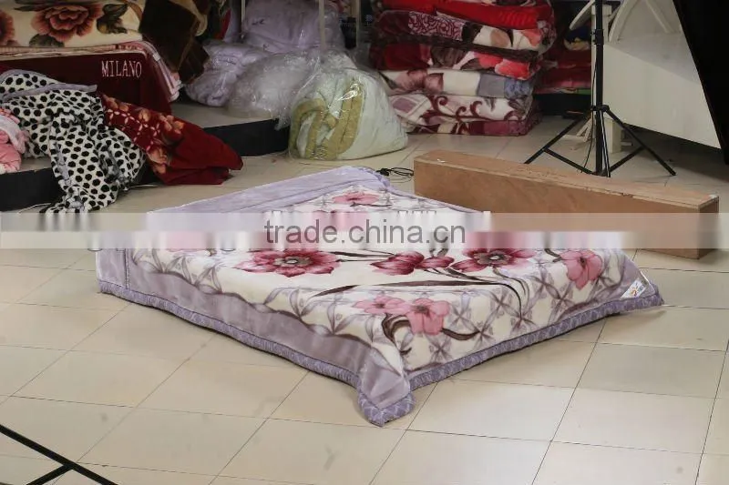 100% polyester warp knitting interweaving blanket