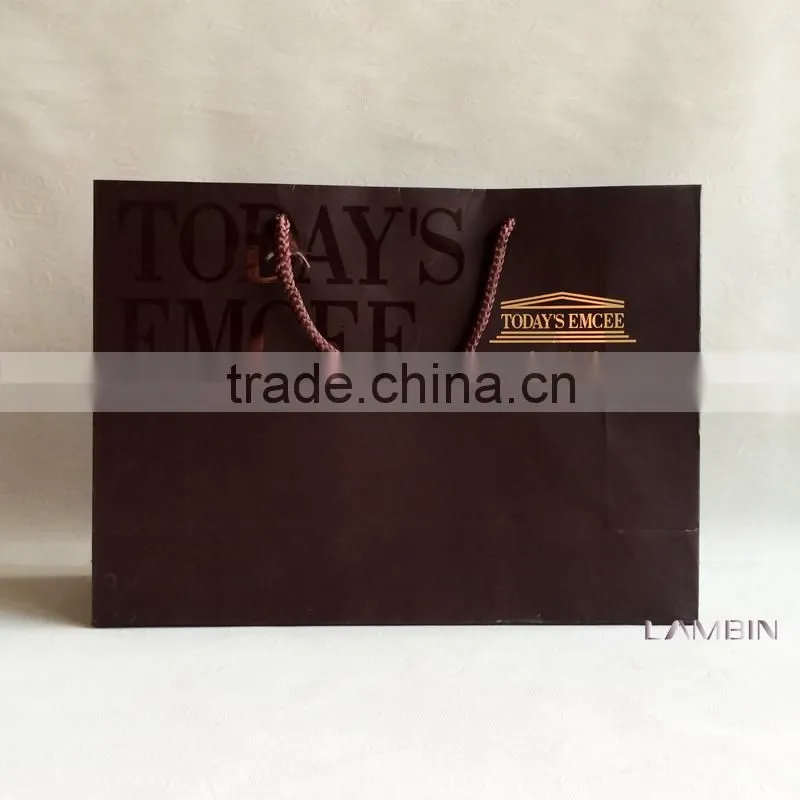 China packaging&printing factory exports eco-friendly paper hand bag for apparel
