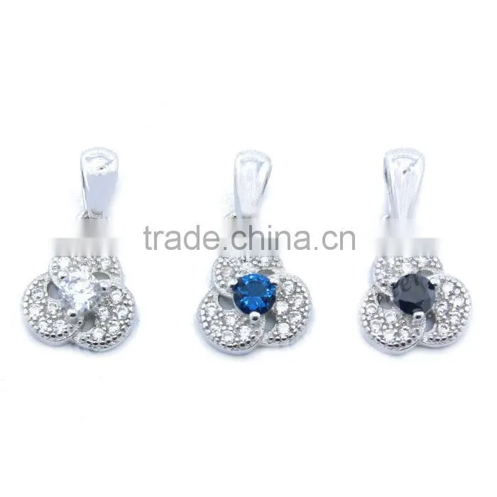 Wholesale 925 silver tiny flower pendant in silver