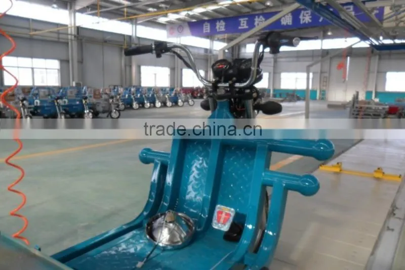 Adult electrical tricycle on sale with closed cabin