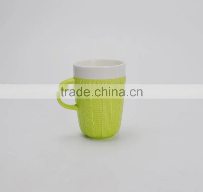 Two-tone Cable Knit Design Ceramic Embossed Mug , Colorful Ceramic Sweater Mug