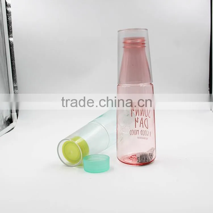2017 Customized according to customer logoWith a cup of water plastic fruit bottle cup