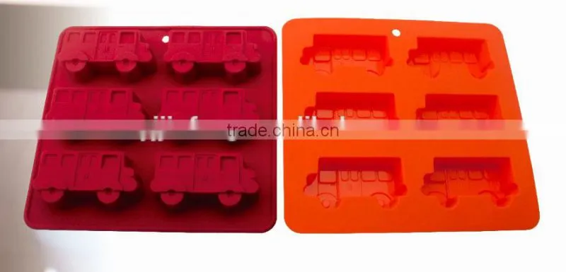 Little bear Silicone cookie pan Cookie tray / Mini Cake moulds