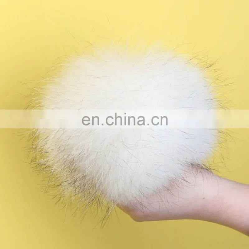 Chinese Factory Wholesale Colorful Real Raccoon Fur Pom Poms