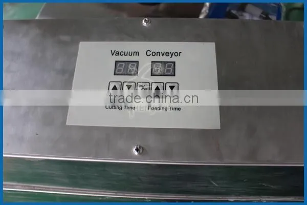 Vacuum conveyor/feeder for fine powder