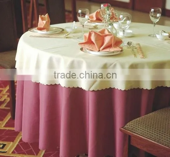 Delicate decorative polyester overlay for table