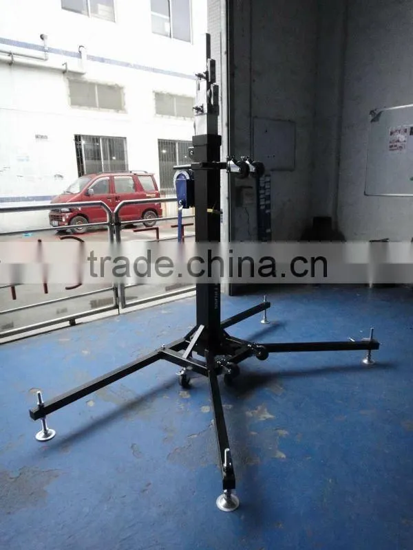 Telescopic lifting trussing tower , handwinch lighting stand