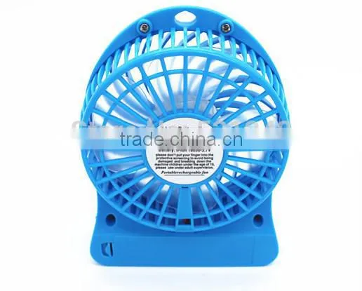 New Arrival Portable Mini USB Fan Strong Wind Desk Fan 3 Speed Modes Cool USB Electric Fan for Camping/Hiking/ Indoor/ Outdoor