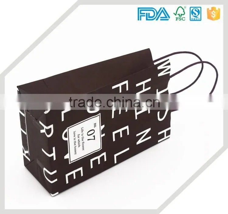 Custom design logo printed kraft comestics fashion carrier bags gloss with handle