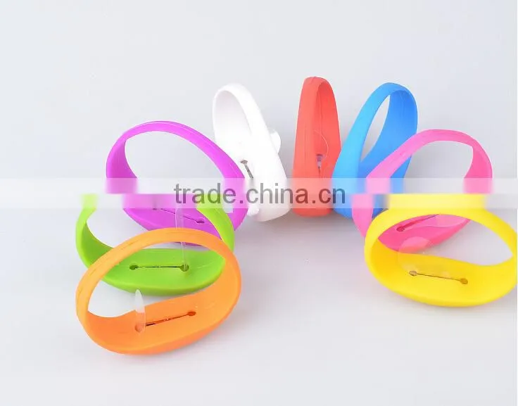 BPA free food grade silicone kitchenware utensil