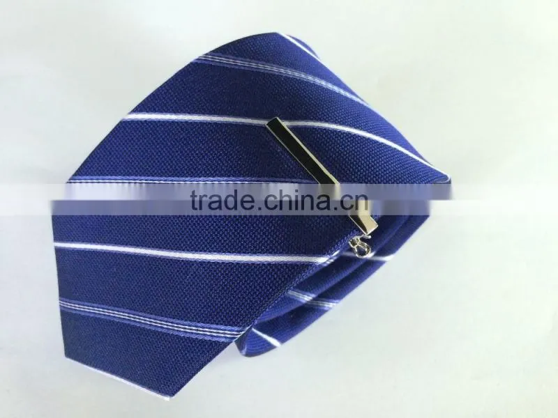 Men's whiteorangenavy 100% silk tie with diagonal strip design