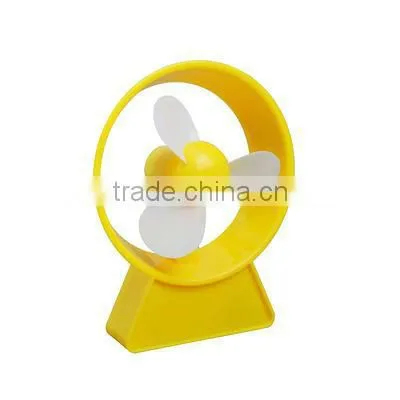 supply fashion USB battery dual-purpose clover mini fan