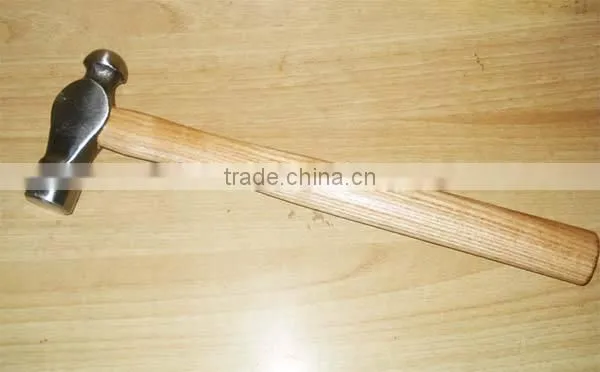 B665 Varnish Sprayed Treatment Agricultural Tools&Garden Tools Iron Ball Peen Hammer