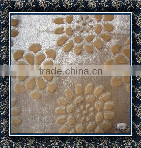 100% polyester embossed sofa velvet fabric