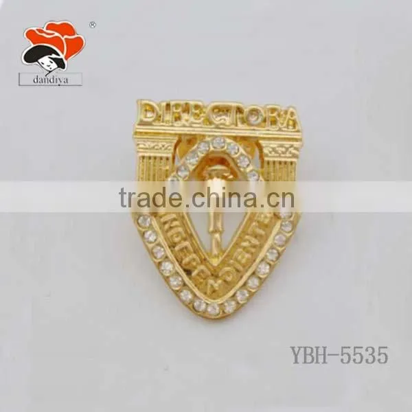Best quality korean pin brooch bulk wholesale korean cheap decorative shield