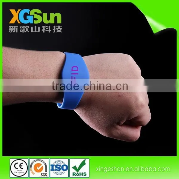 Long Range Silicone RFID Bracelet For Swimming Pool