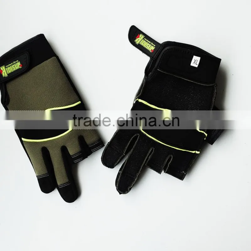 New products on china market fingerless silicon palm sport glove