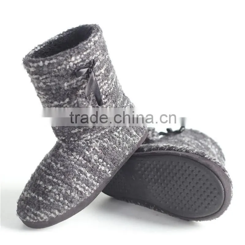 Ladies slipper boot with pompom