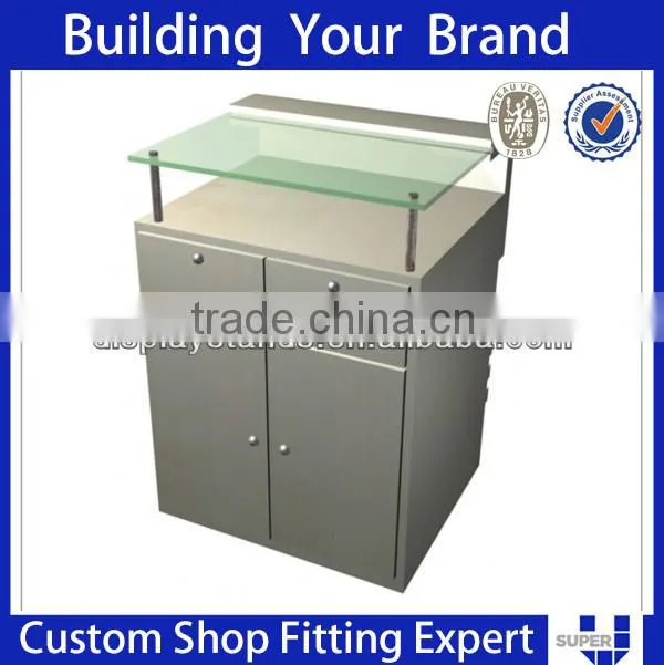 Most Popular Apparel And Shoes Shop Display Showcase Stand