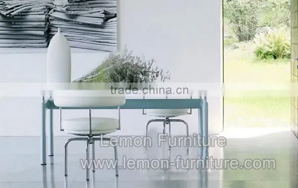 Designer OEM movable dining table