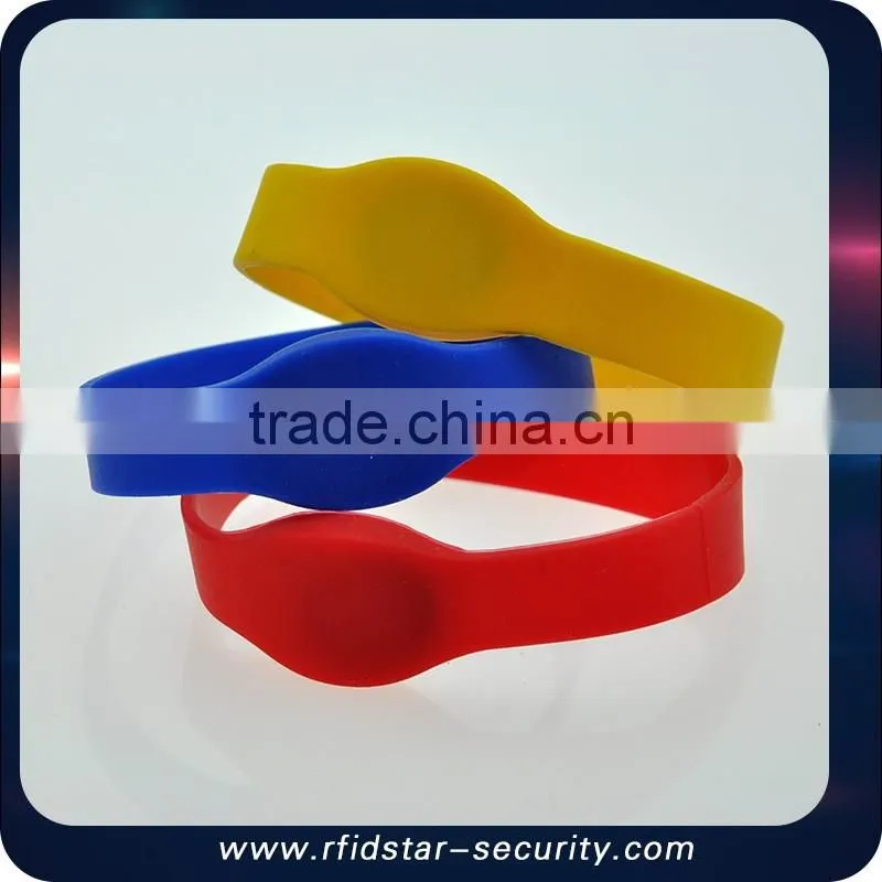Multifunctional adjustable silicon wristband rfid wristband wristband smart bracelet with low price