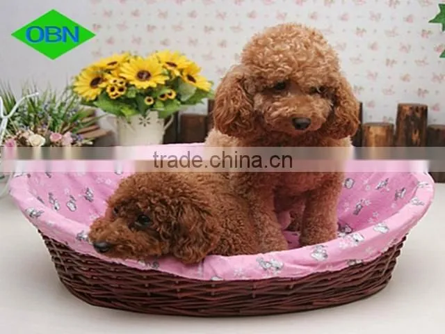 Wholesale cheap decorative wicker indoor dog house with balcony