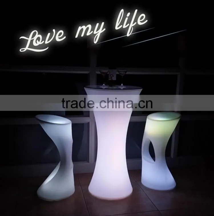 Chargeable Remote Control Party Supplies Festive Decorative Cocktail Table Cordless Led Lighted Illuminated Tables For Events