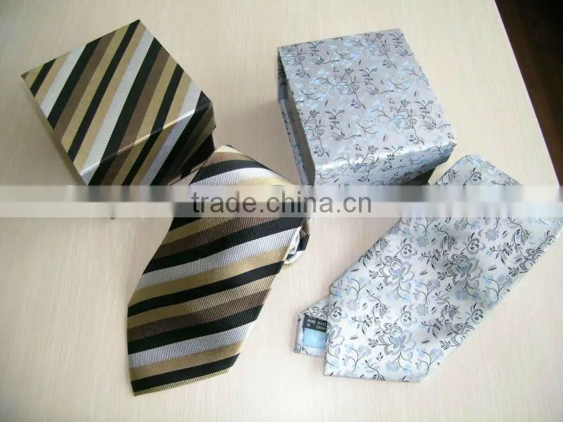 100% Men's promotional Silk TIE set with giftbox
